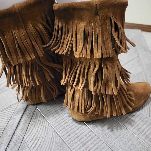 Minnetonka Calf-High Boots 3-Layer Fringe Genuine Brown Suede Women's Size 9 - Picture 6 of 6